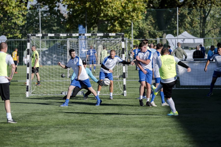 20261003promosportinfrastrukturaepitokfocikupacsaladinaplakosmate090.jpg