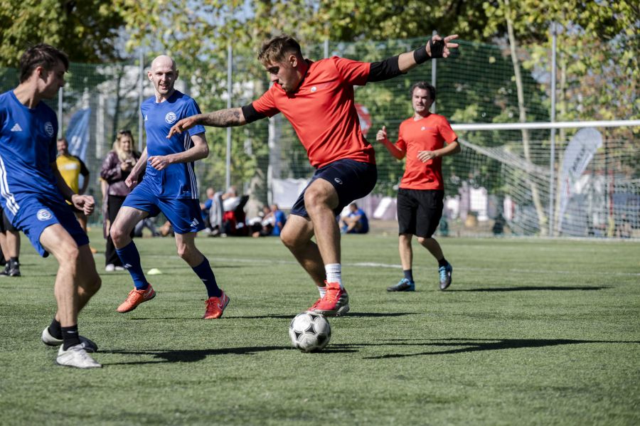 20261003promosportinfrastrukturaepitokfocikupacsaladinaplakosmate414.jpg